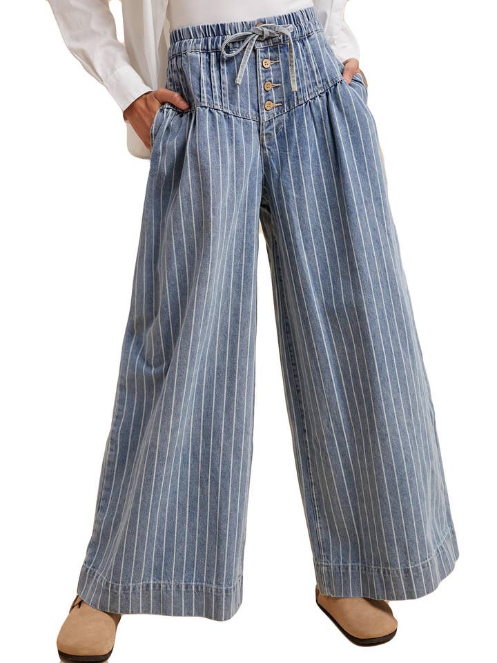 DENIM LÉGER Pantalon large en denim rayé avec détail de plis nervurés en vente sur Faire