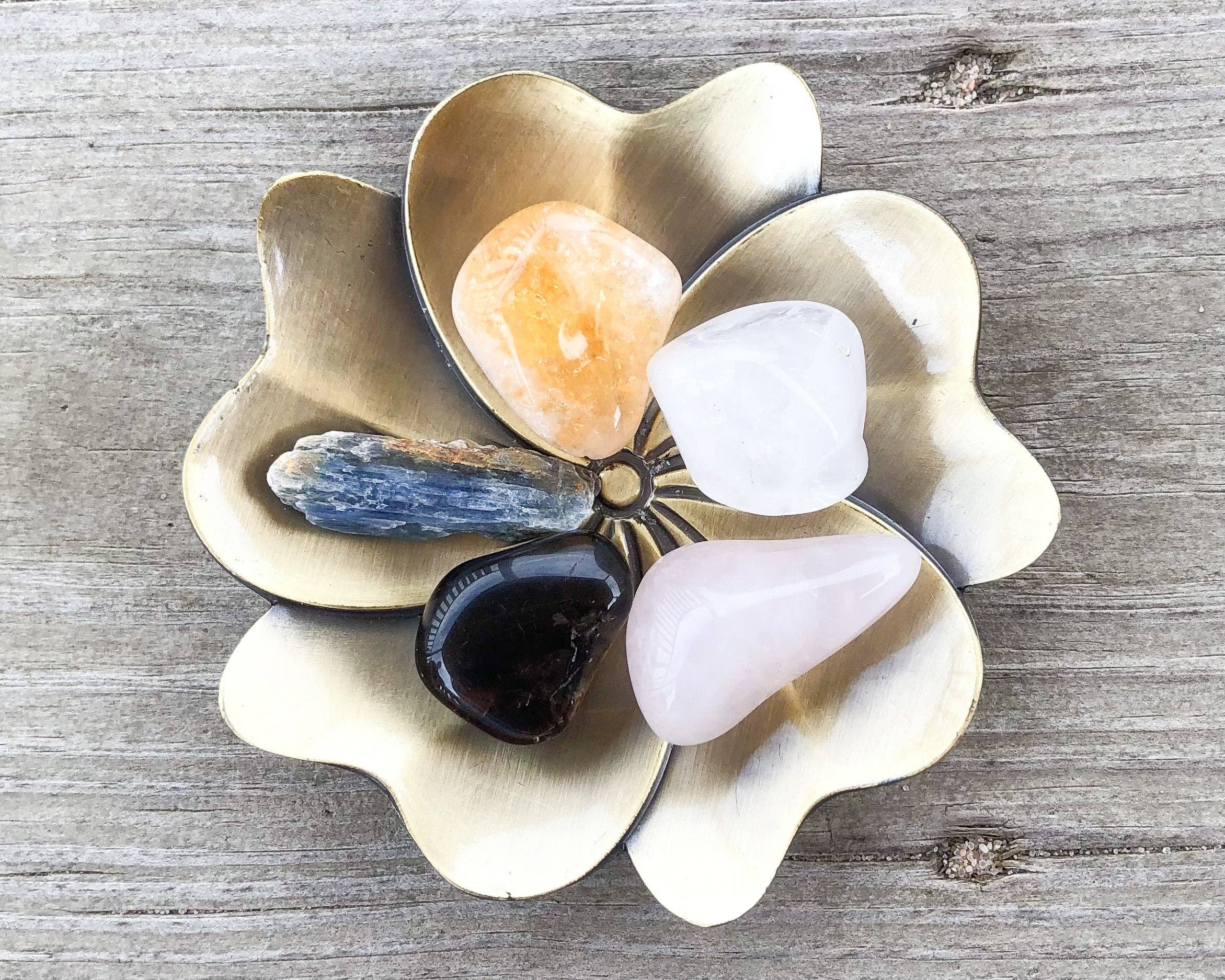 Mindful Intentions® - Wholesale Spiritual Stone/Crystal - Gratitude Crystal Set in Jar1