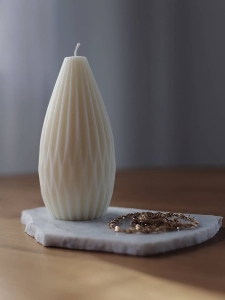 Yates Candle Candle for wholesale by Studio Billie