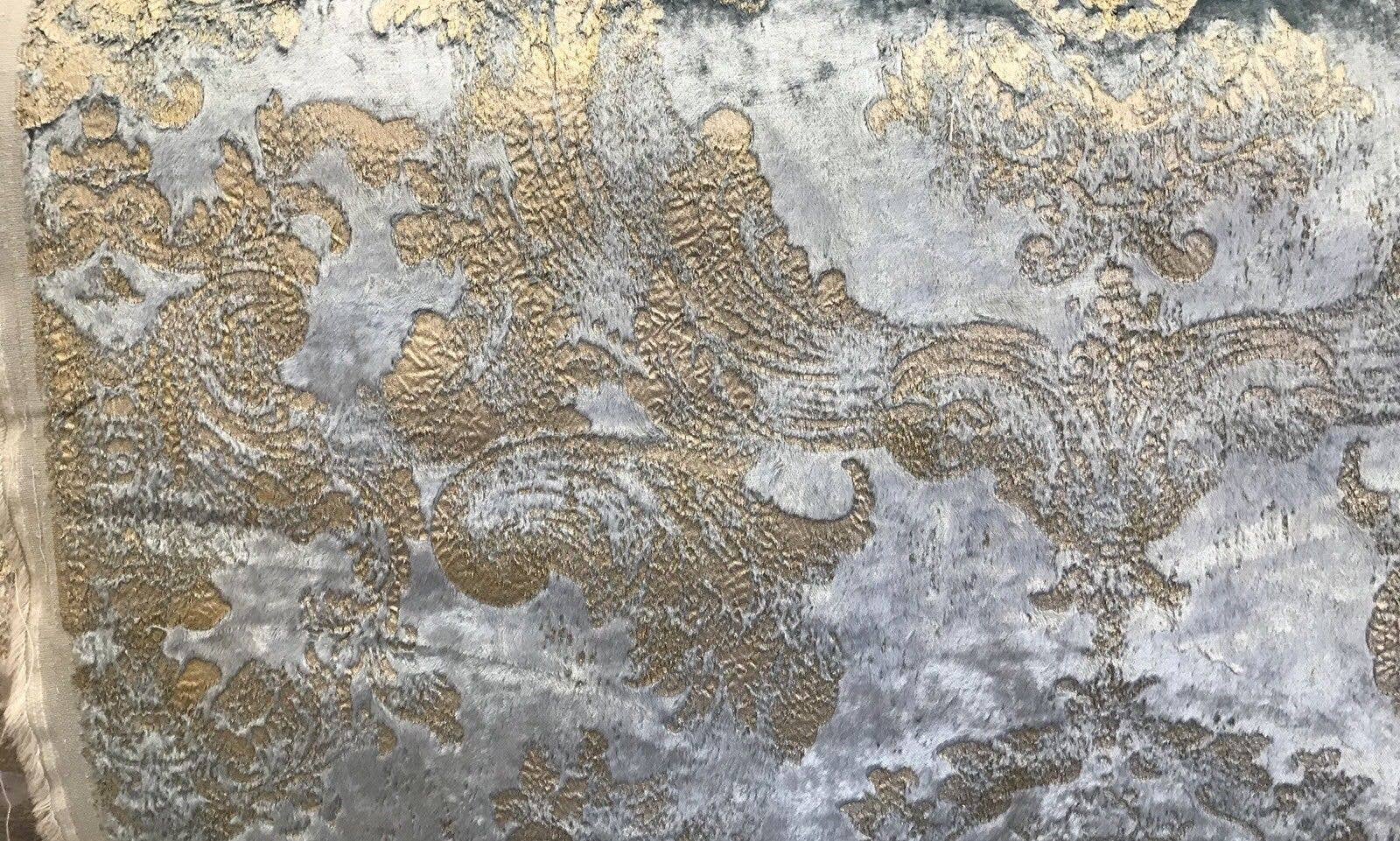 Fancy Styles Fabric – Engroshandel Stofbolt – FARVEPRØVE- Designer udbrændthed Antik inspireret fløjl stof æggeskal blå og guld5