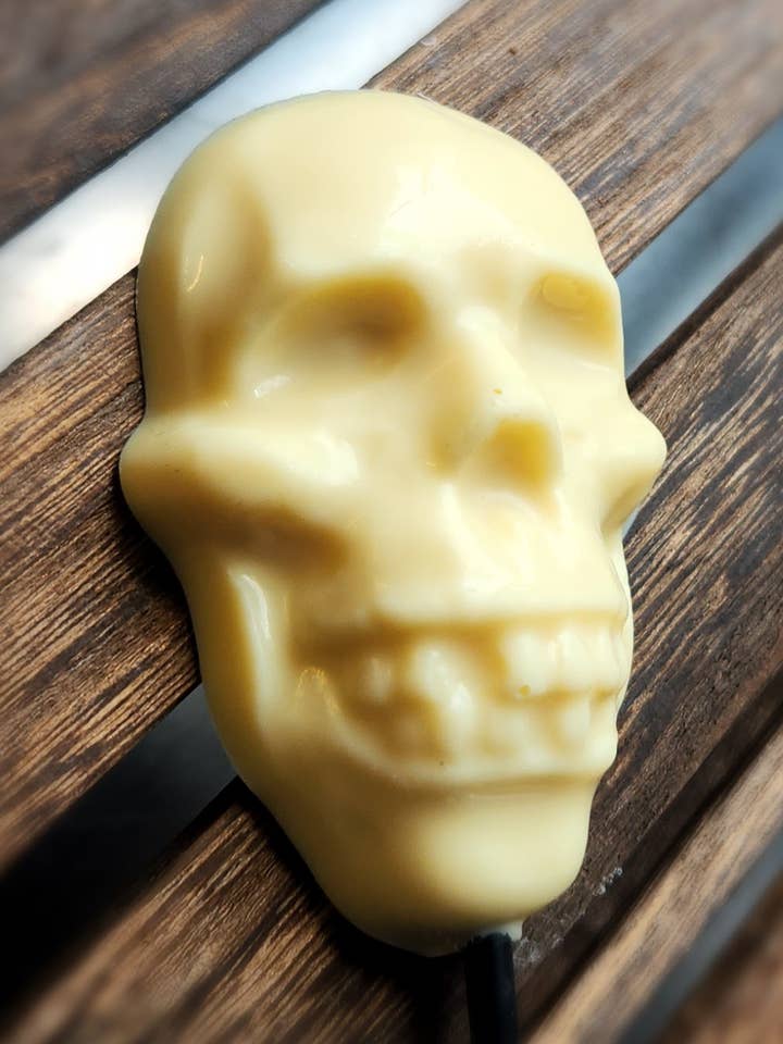 Halloween Skull Chocolate Lollipop trick or treat for wholesale by Cwtsh Chocolate