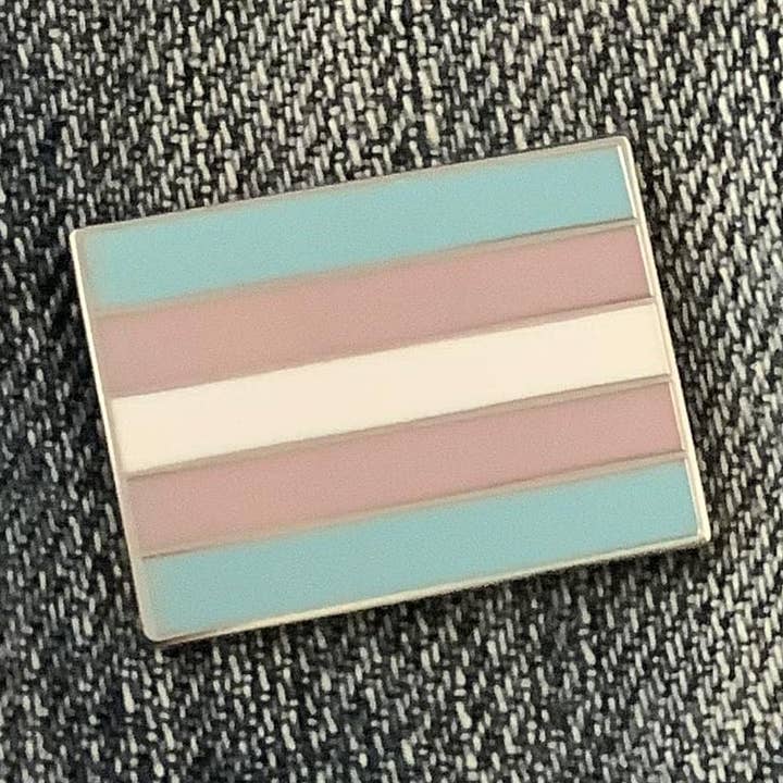 Épinglette en émail avec drapeau de la fierté pour la vente par Dream Maker Pins