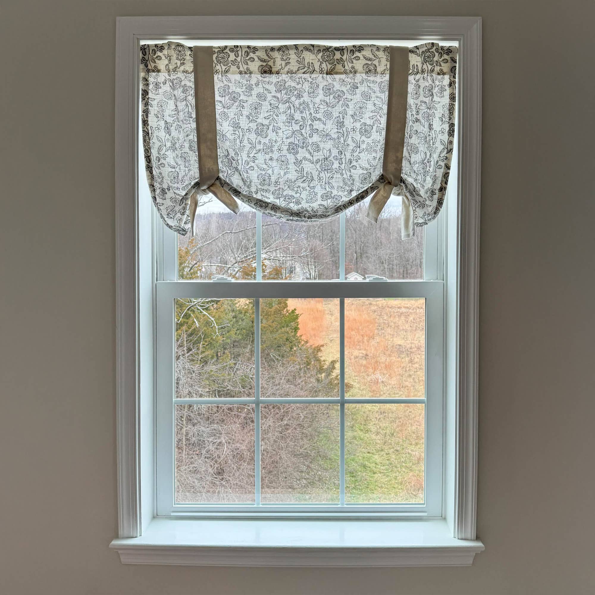 VHC Brands - Wholesale Valance - Gray Gables Floral Roman Valance 24Lx40W1