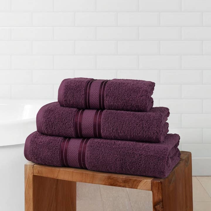 Vantona – wholesale – Plum plain dye towel