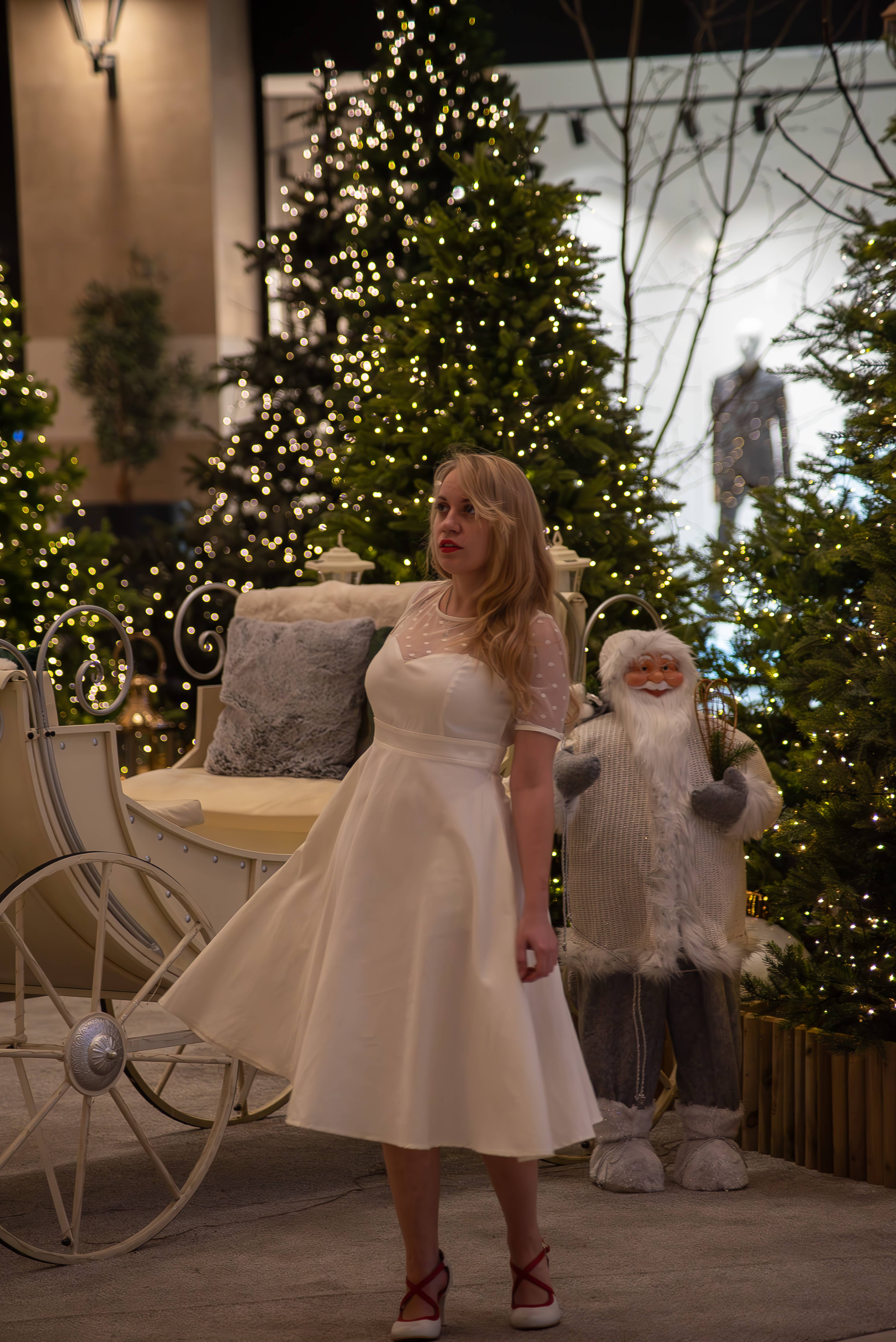 Dolly & Dotty – Vestido - Mulher por atacado – Vestido de Noiva Elizabeth II de Tule com Poás e Mangas Curtas16