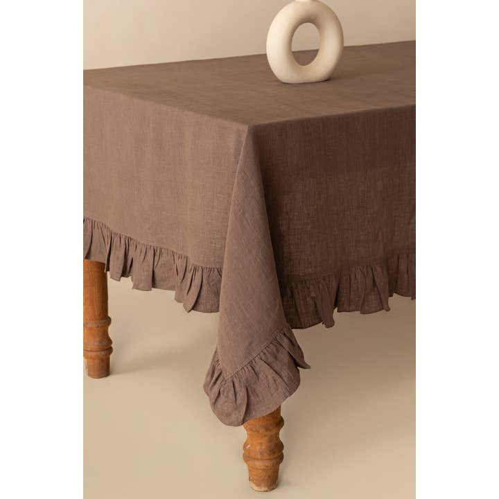 Live Linen - Wholesale Tablecloth - Linen Tablecloth with Ruffle Trim – Classic6