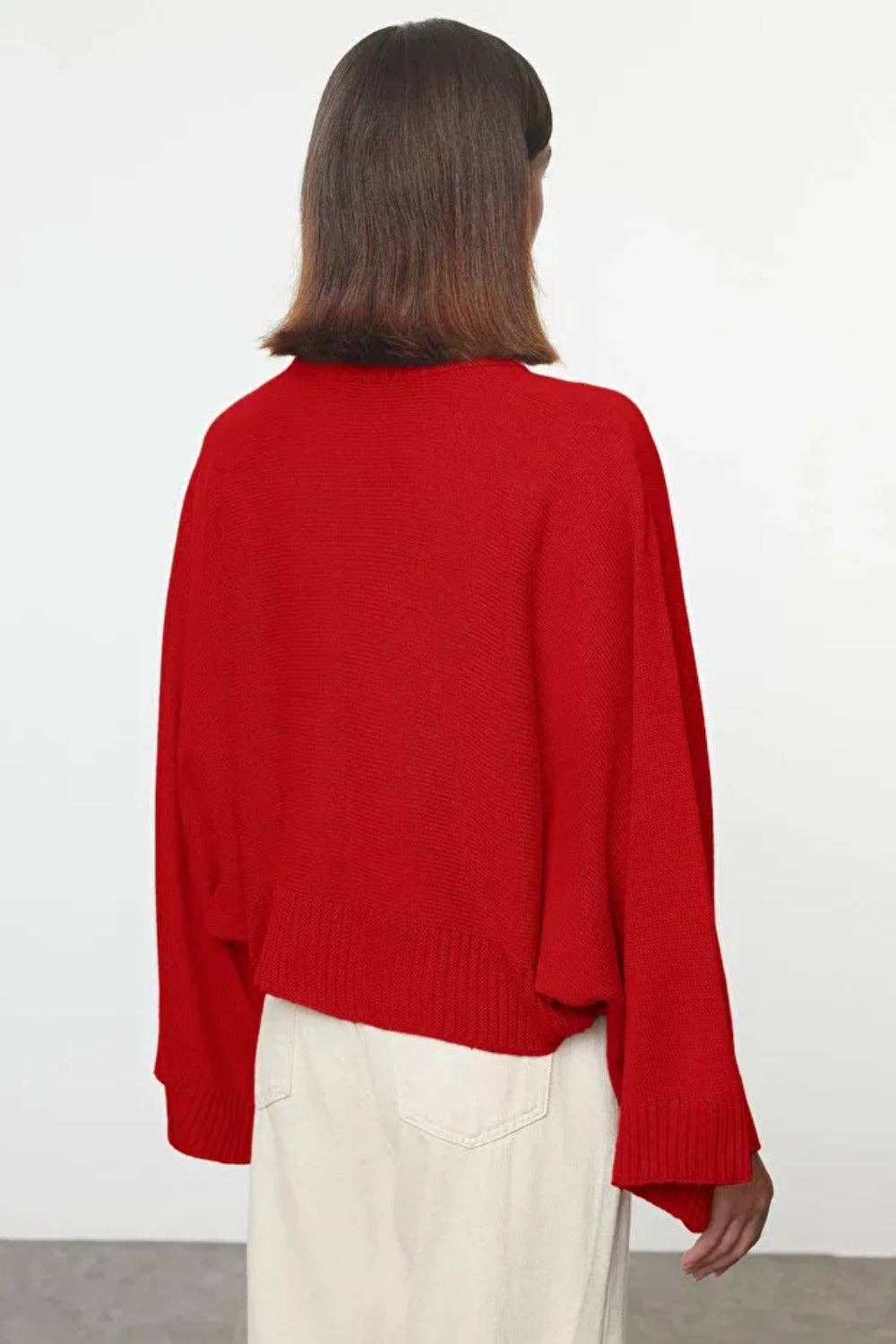 Hoxton Gal – wholesale Knitted jumper – Women′s – Oversized Flared Sleeve Knit Sweater8