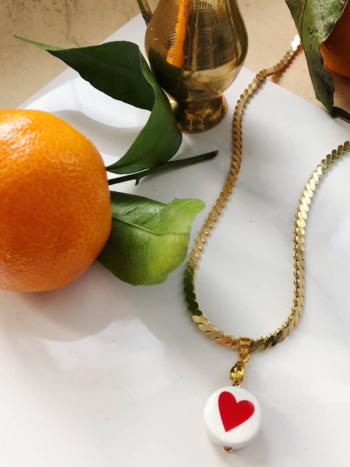 Kærlighed Drug halskæde for engroshandel hos Artifacts World