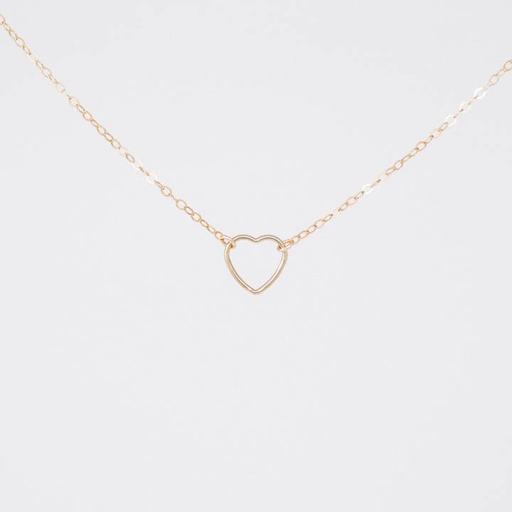 Rippie Mae - Wholesale Pendant/Charm Necklace - Heart Necklace