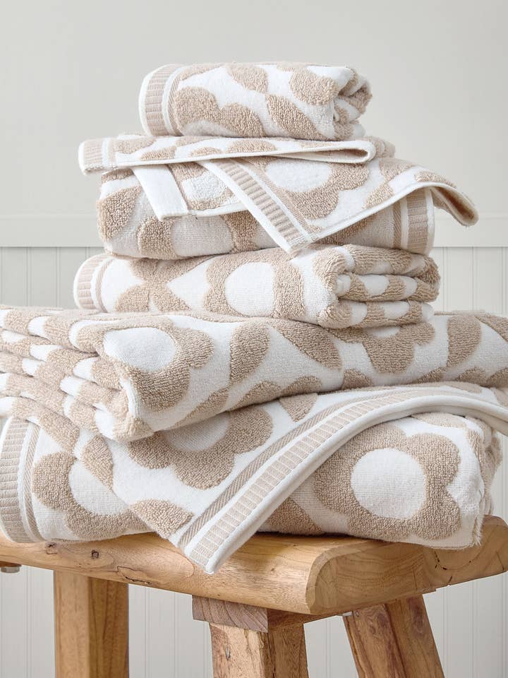 Daisy Geo 6-Piece Towel Set for wholesale by Caro Home