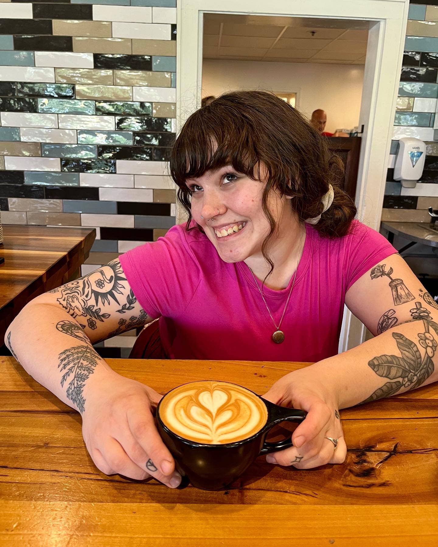 Red Rooster Coffee Roaster - Wholesale Cocktail Mix/Syrup - Vanilla Bean Syrup – Real Bean & Rich Flavor (16 oz)4