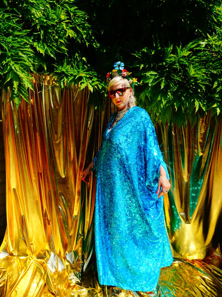 Fumbalinas - Vente Caftan – femme - Robe Caftan Maxi en Sequins Holographiques Turquoise / Kimono Robe20