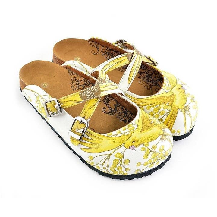Sabots à brides croisées oiseau jaune et blanc WCAL135 pour la vente par Goby
