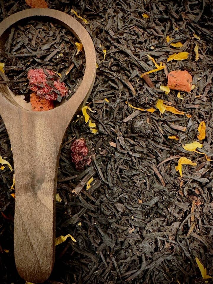 №4 Victoria Black tea 50g (1,76oz) / 250g (8,82oz) for wholesale by SveTea