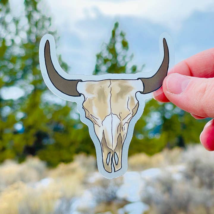 Crâne de taureau pour la vente par Creatively Leanne