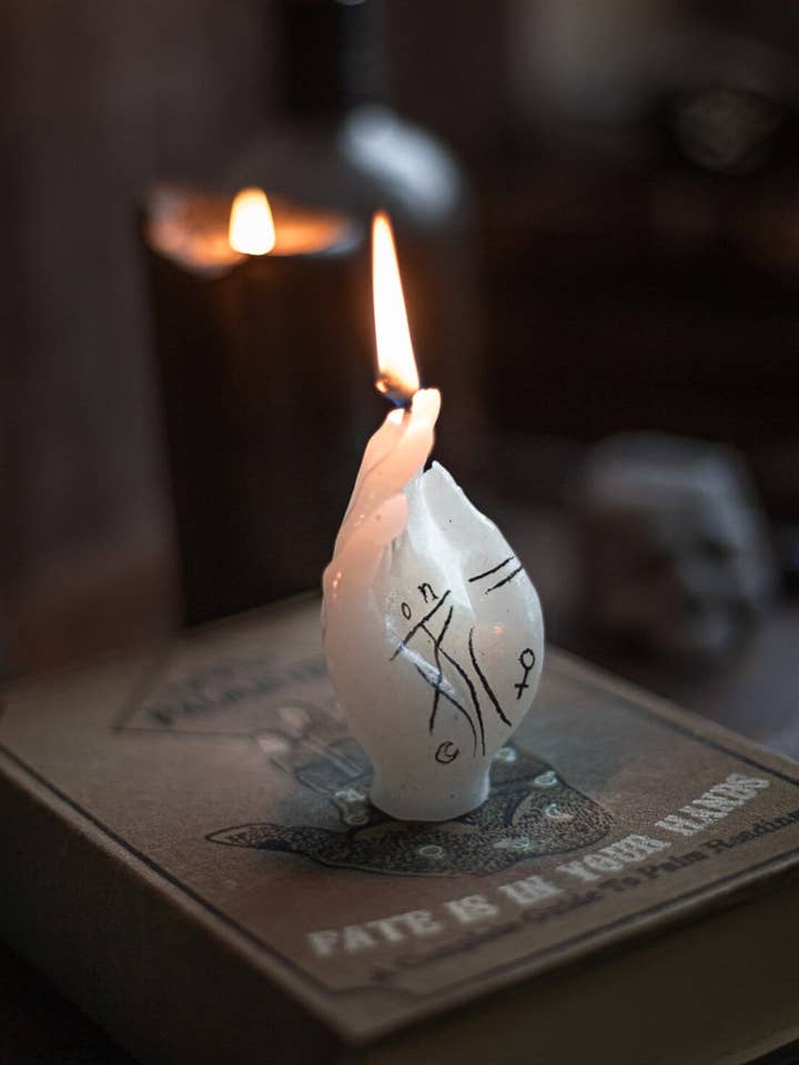 Candela decorativa per Halloween samhain, stregoneria gotica, strega scura per la vendita all'ingrosso da parte di Costurero Real