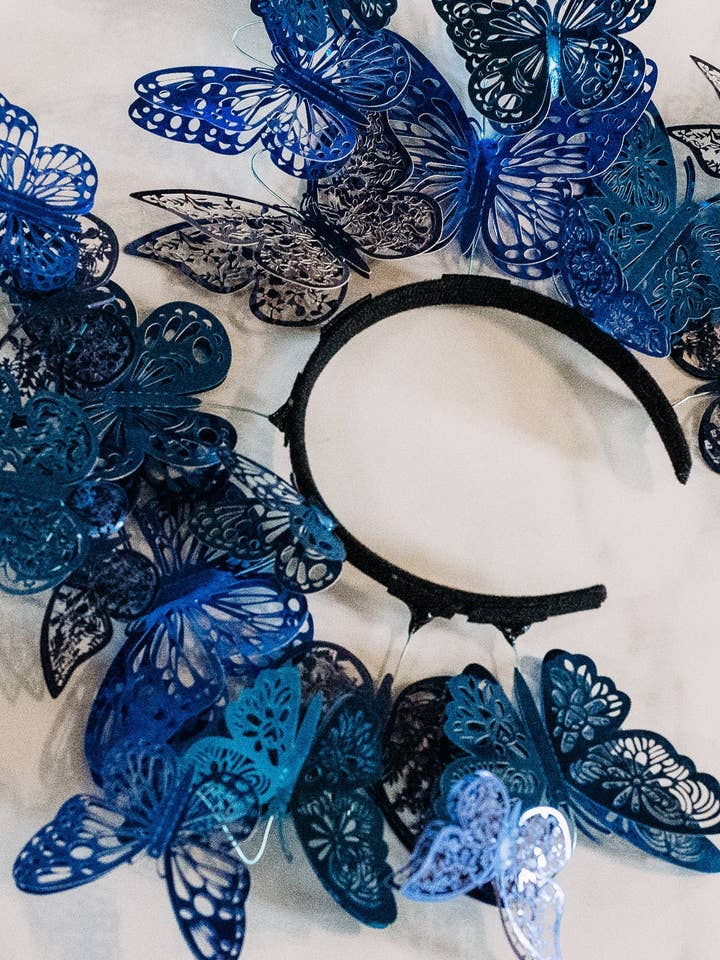 Blauer Schmetterlingskrone Festival & Renaissance-Kopfschmuck für den Großhandel von Shutterhaus