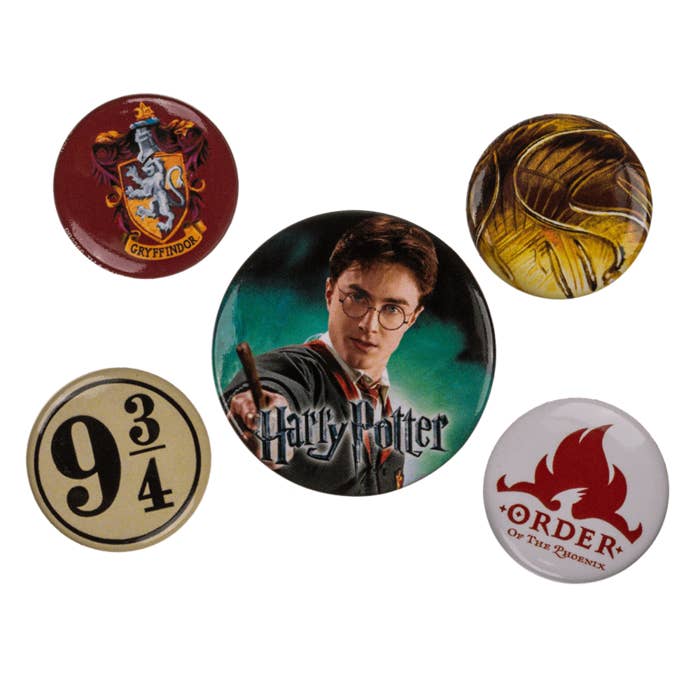 Out of the blue KG - Wholesale Reversspeld/knoop - Harry Potter Gryffindor Buttonset - set van 5 badges2