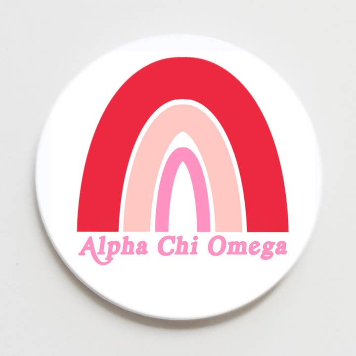 Bouton arc-en-ciel grec Alpha Chi Omega - 2,25 pouces pour la vente par Good Vibez Collegiate