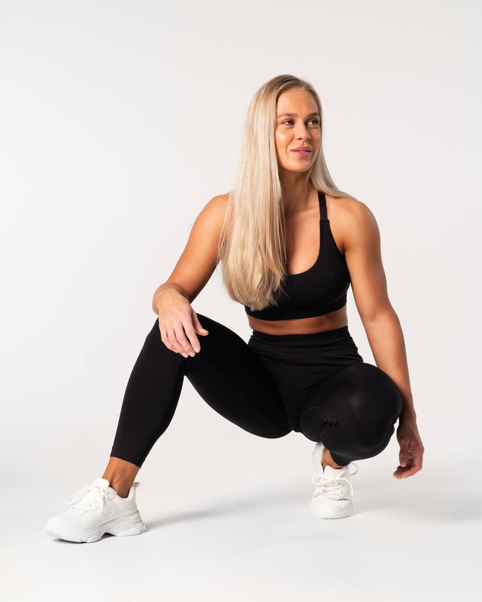 Relode AB - Wholesale Athletic/Lounge Leggings - Women's - Prime Scrunch Tights - Black2