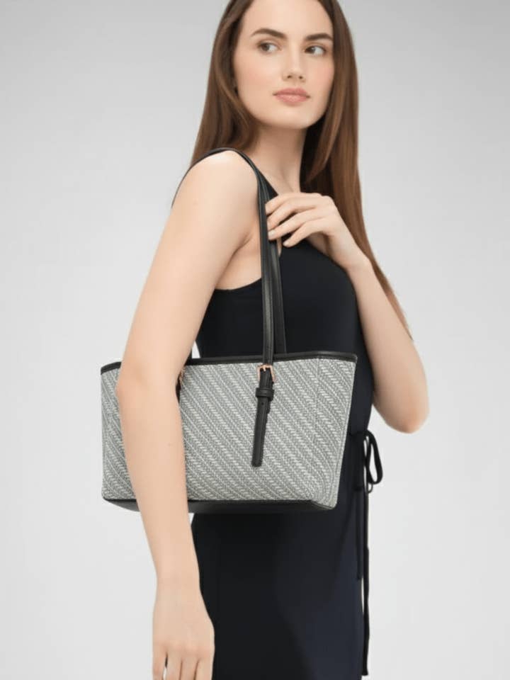 Loretta Women's Straw Tote Bag for wholesale by MiMi Wholesale