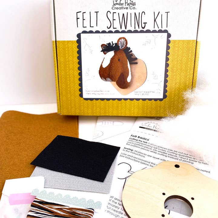 Jennifer Heynen Creative Co. - Wholesale Craft Sewing Kit - American Paint Horse Faux Taxidermy Felt Sewing Kit