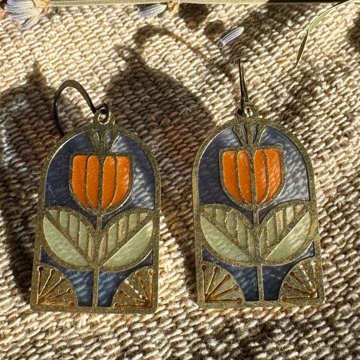 Tracery // Boucles d'Oreilles en Résine Vitrail pour la vente par Wild Lupine Folkcraft