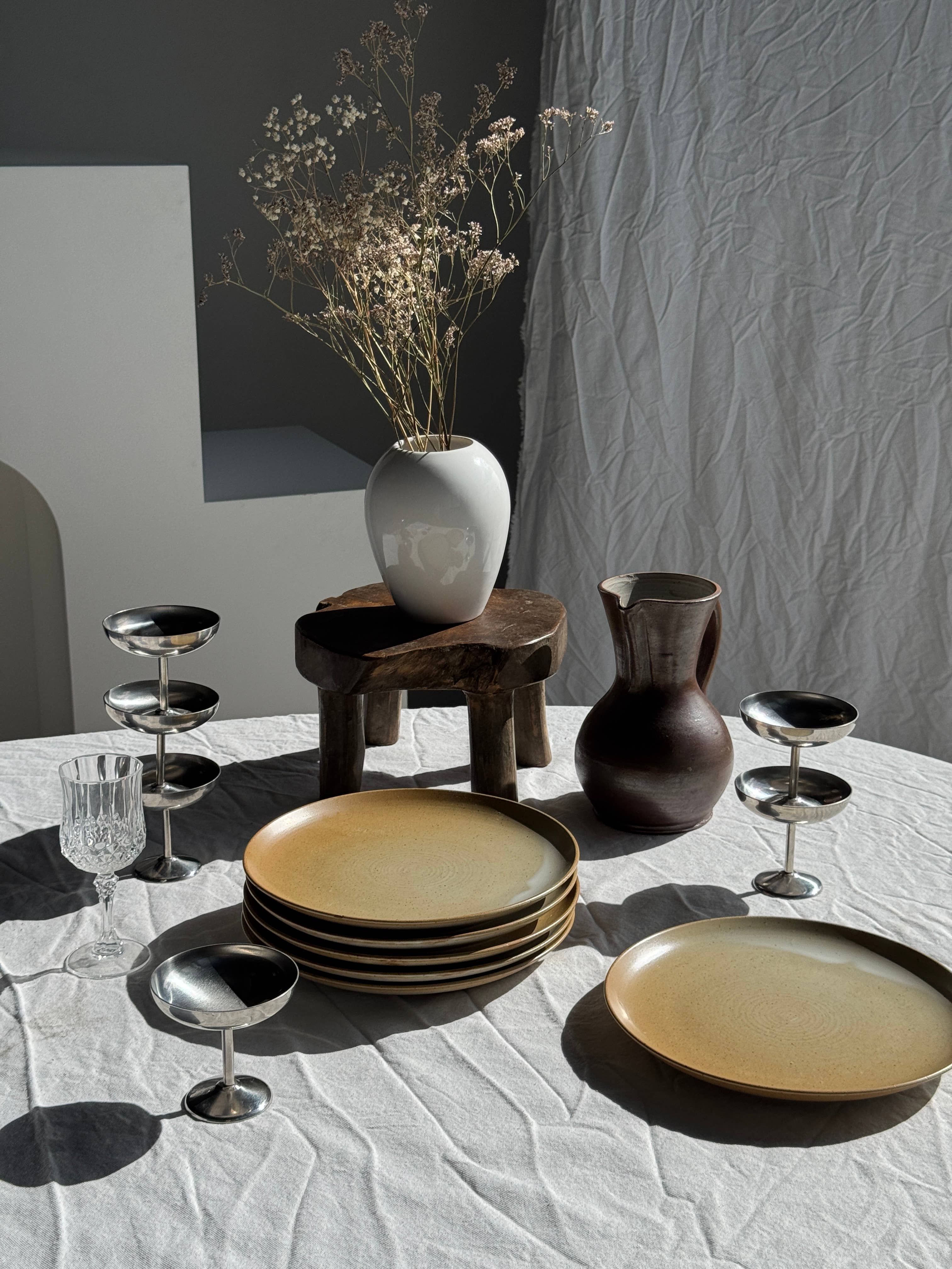 Office Objets - Wholesale Dinner Plate - Set of 6 stoneware plates Village France D2424