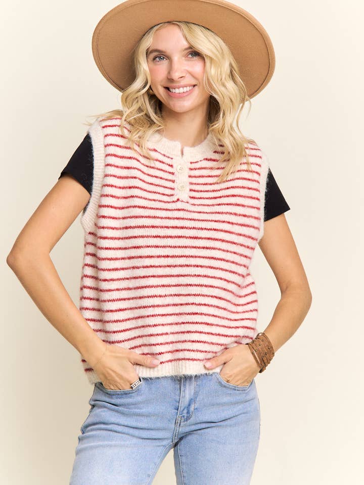 GILET IN MAGLIA TESTURIZZATA CON BOTTONI LESW4159 per la vendita all'ingrosso da parte di Madelyn