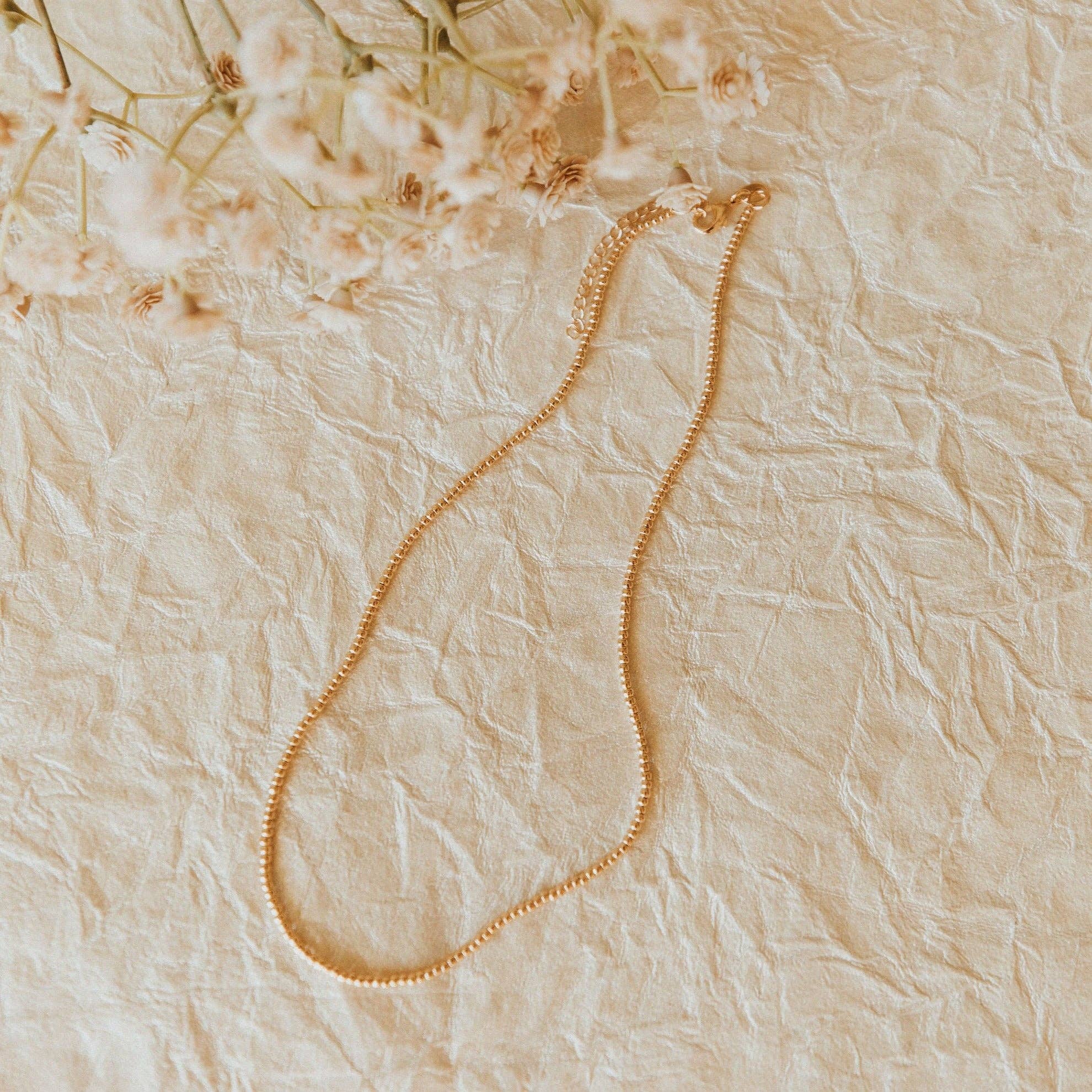 Mauve Jewelry Co. - Vente Collier de perles - Collier à perles dorées Staci7