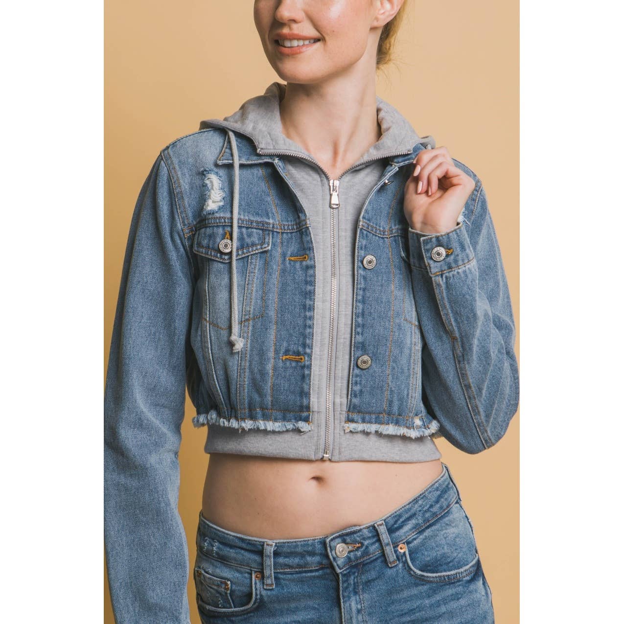 Apolline – Großhandel Jacke – Damen – Kurz geschnittene Jeansjacke9
