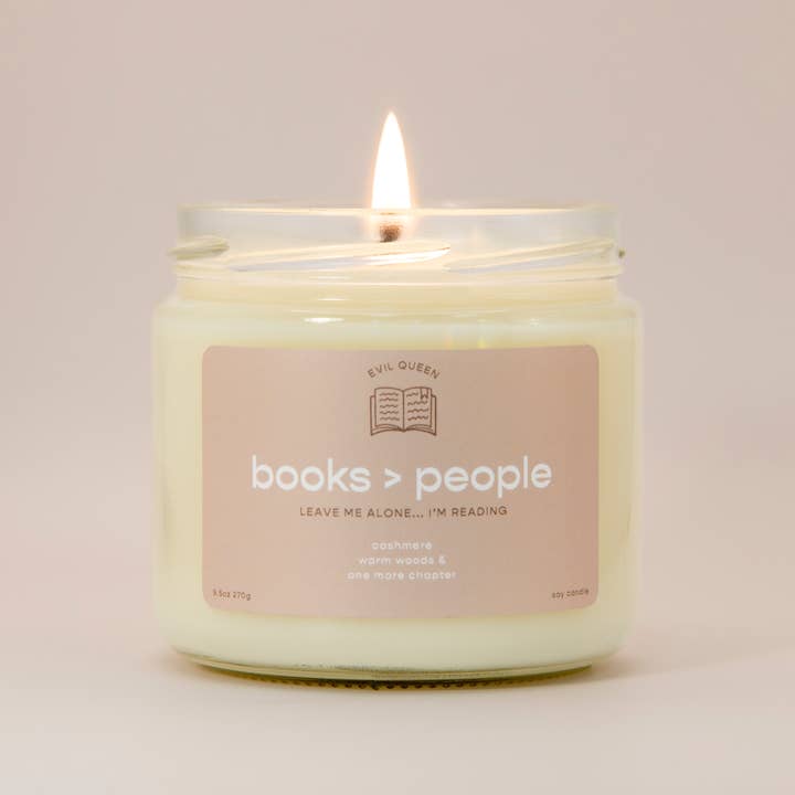 Livres > People - Bougie 100 % soja pour la vente par Evil Queen