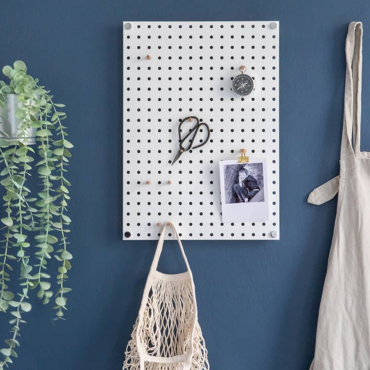 Twenty-Seven Enterprises Ltd - Wholesale Wall hook - White Pegboard With Wooden Pegs