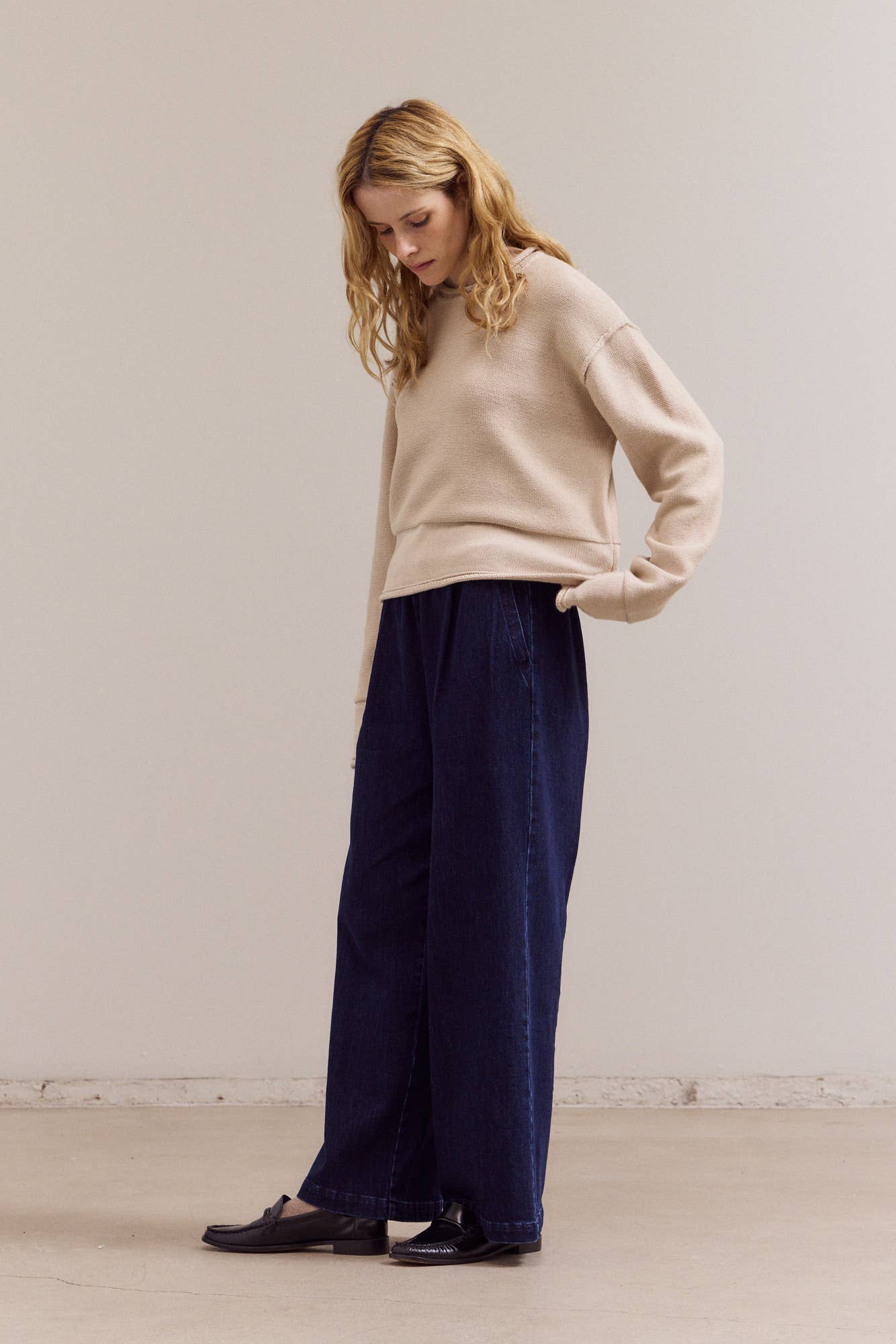 Grade & Gather - Wholesale Knit Top - Women's - 42043 - ROLLED EDGE DETAIL LONG SLEEVE TOP3