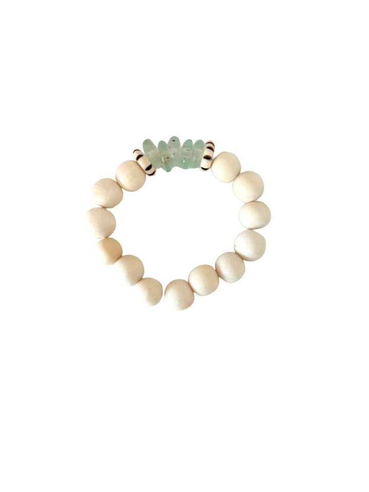 Bracelet en verre de mer clair pour la vente par Island Oyster Co