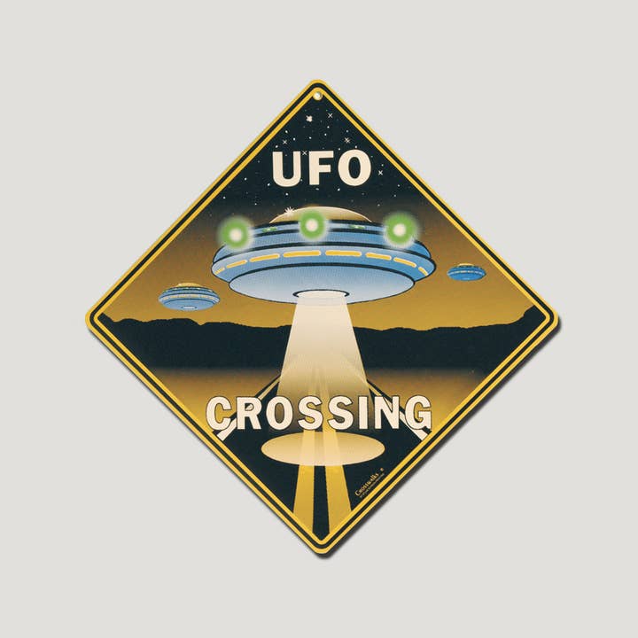 UFO Crossing 12" x 12" aluminiumskilt (lyser i mørket) for engroshandel hos Atlas Screen Printing