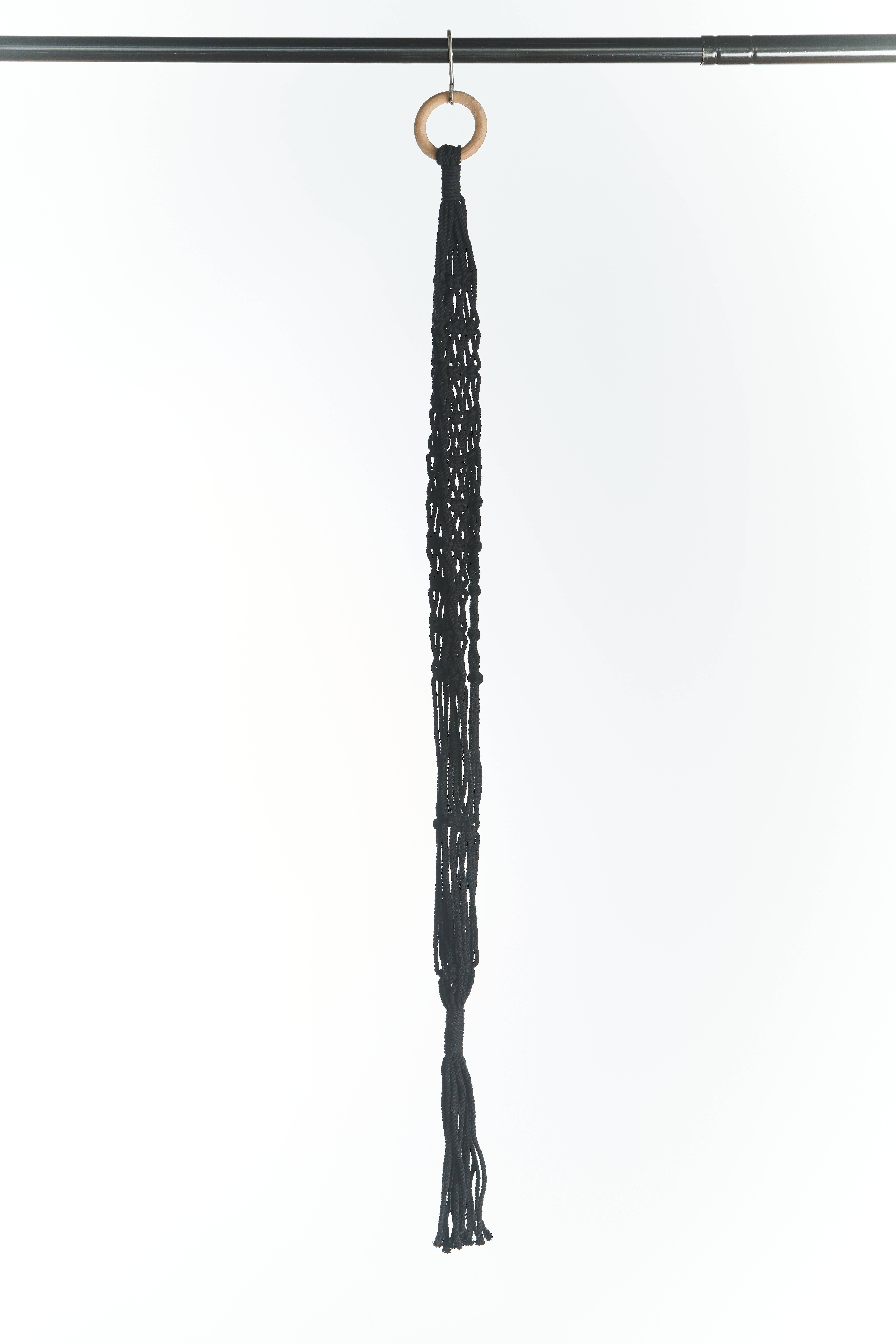 Primitive Planters - Wholesale Hanging Planter - 40" Link Hanger - Black1