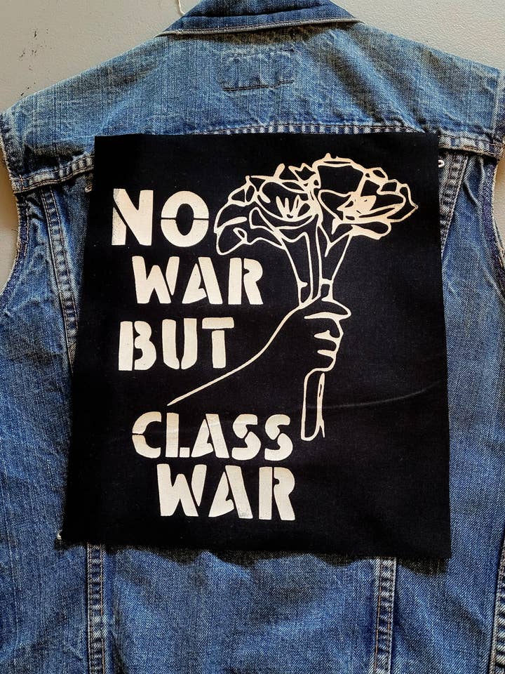 Pas de guerre sauf la guerre des classes coudre sur le patch arrière pour la vente par Femmearchist