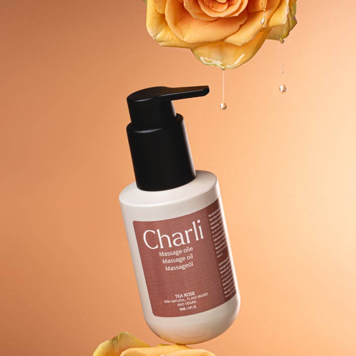 Huile de Massage Charli - Rose Thé pour la vente par MDV Shop