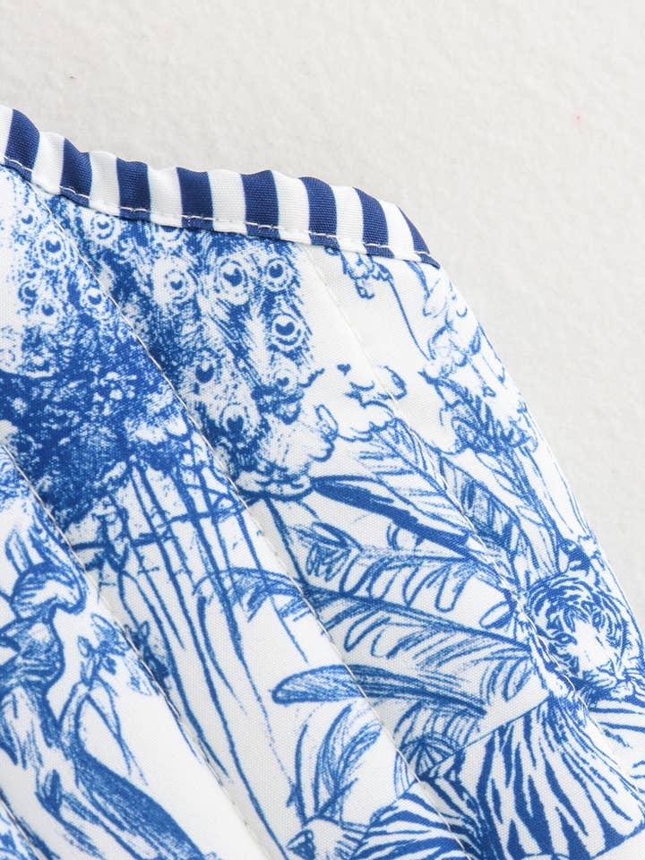 Rosa Clothing - Wholesale Outerwear Vest - Women's - Oriental porcelain printed Tie front Floral quilted vest8