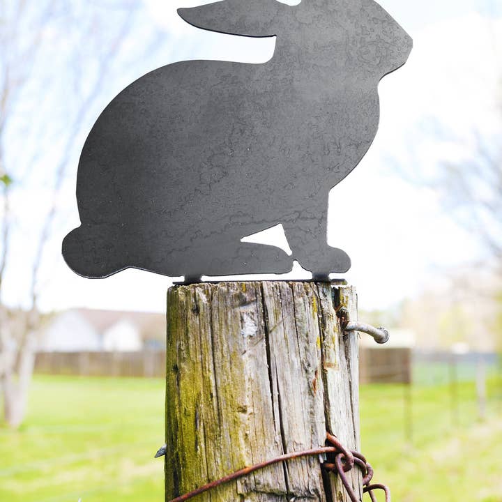 Highland Ridge | Handmade Home Decor - Wholesale Outdoor Ornament/Decor - Bunny Statue3