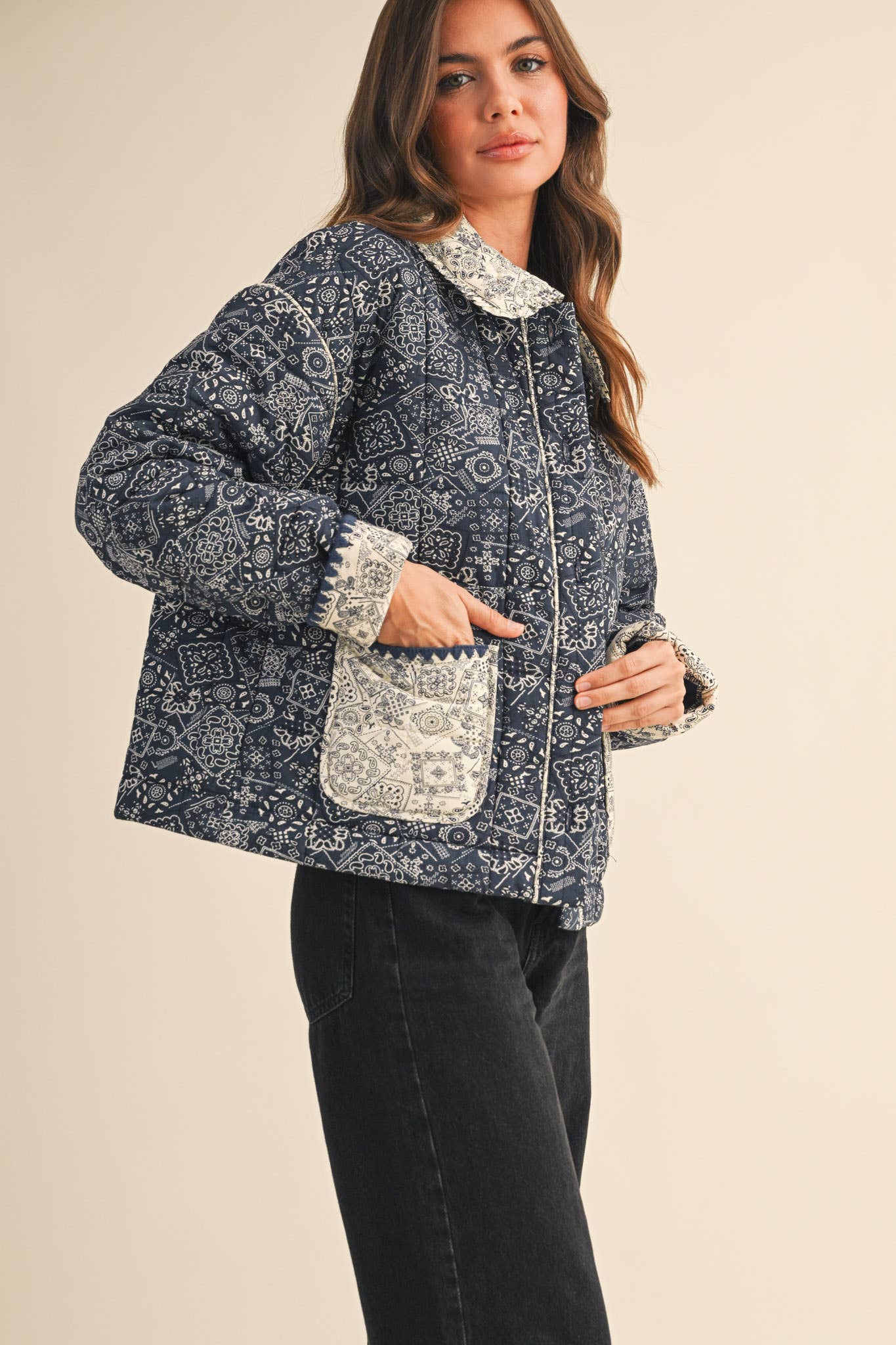 &MERCI - Wholesale Jacket - Women's - QUILTED BANDANA PRINT JACKET MJK412115