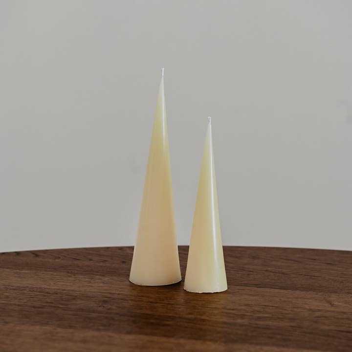 Studio ÜM – wholesale Novelty candle – Tree Candle. Christmas