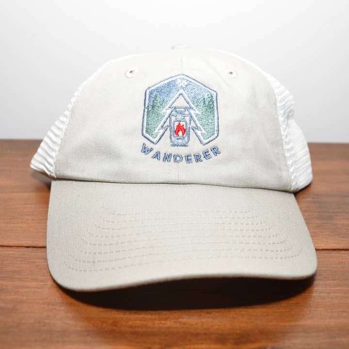 Casquette Wanderer Trucker pour la vente par Mtn2Sea LLC