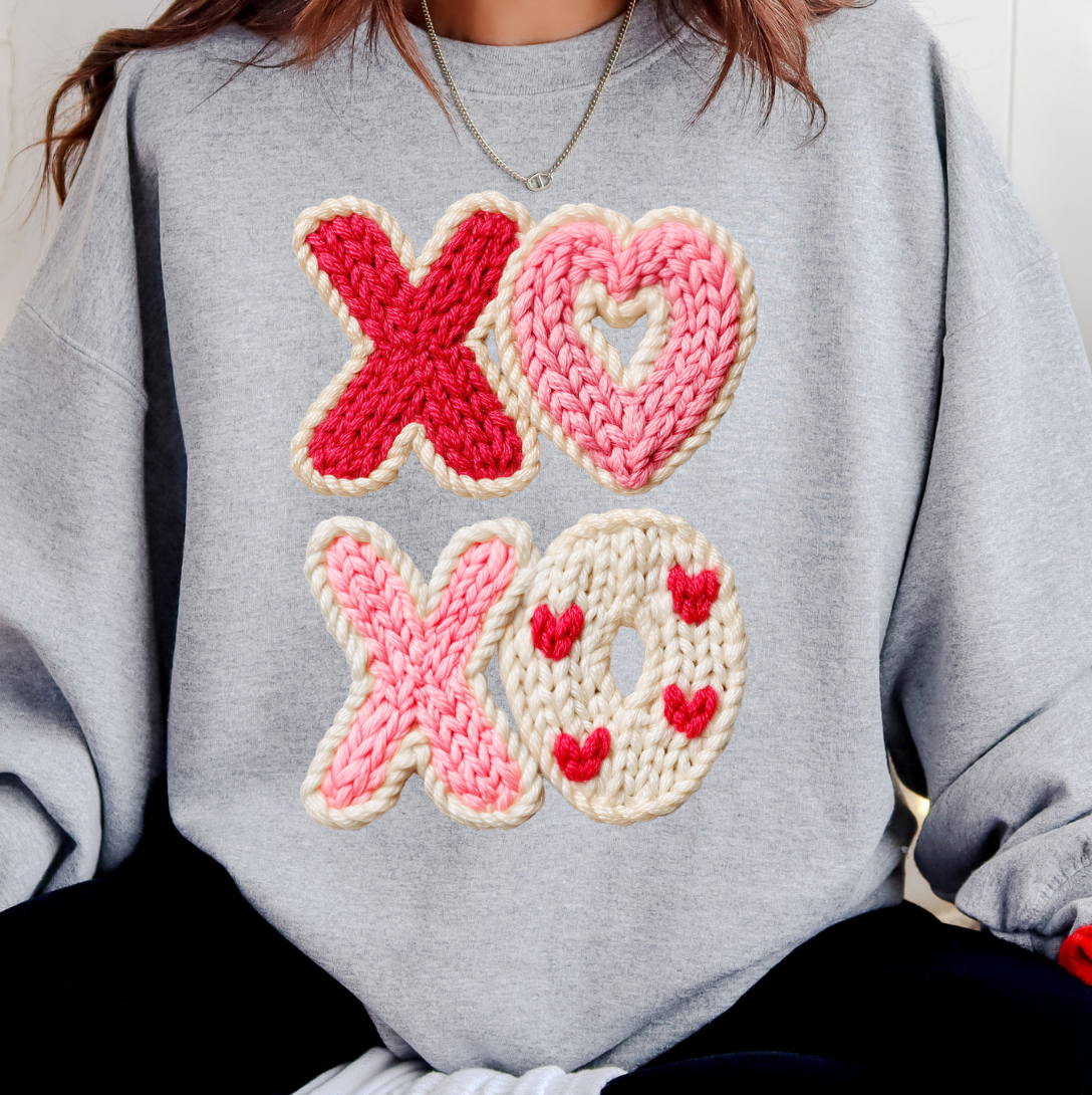 Kiki's Boutique – wholesale Graphic sweatshirt – Women’s – XOXO Knit Tee or Sweatshirt2