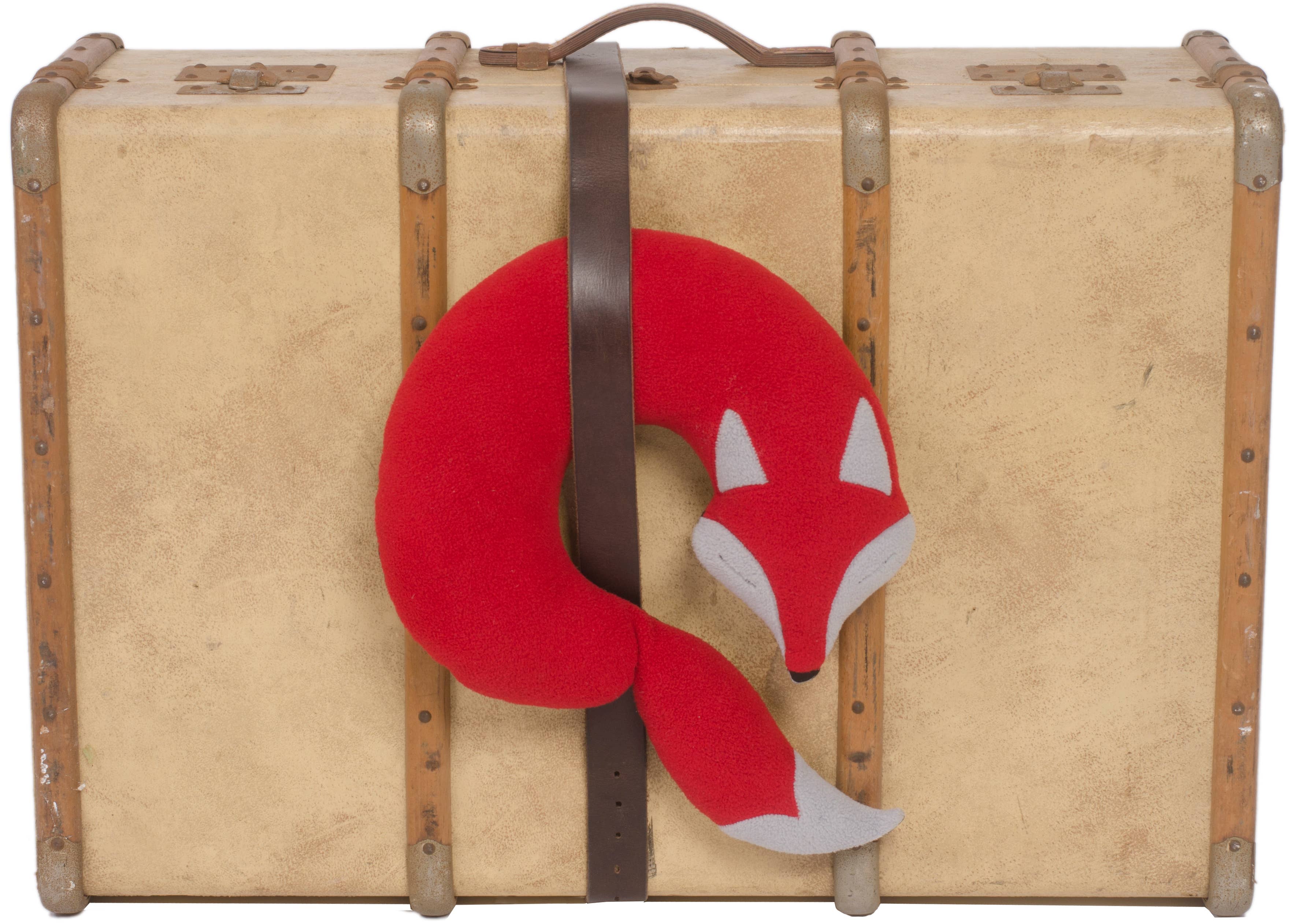 Leschi – wholesale Resekudde – Leschi rese-nackkudde i form av en räv4