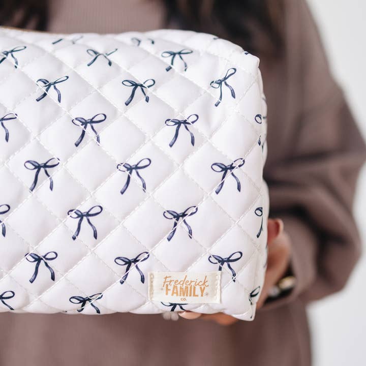 Frederick Family Co. - Wholesale Makeup/Cosmetic Bag - Quilted Carry All Pouch for Women – Large Makeup Organizer Bag, Stand Up Toiletry Case, Wide Zipper Opening, Cute Travel Pouch17