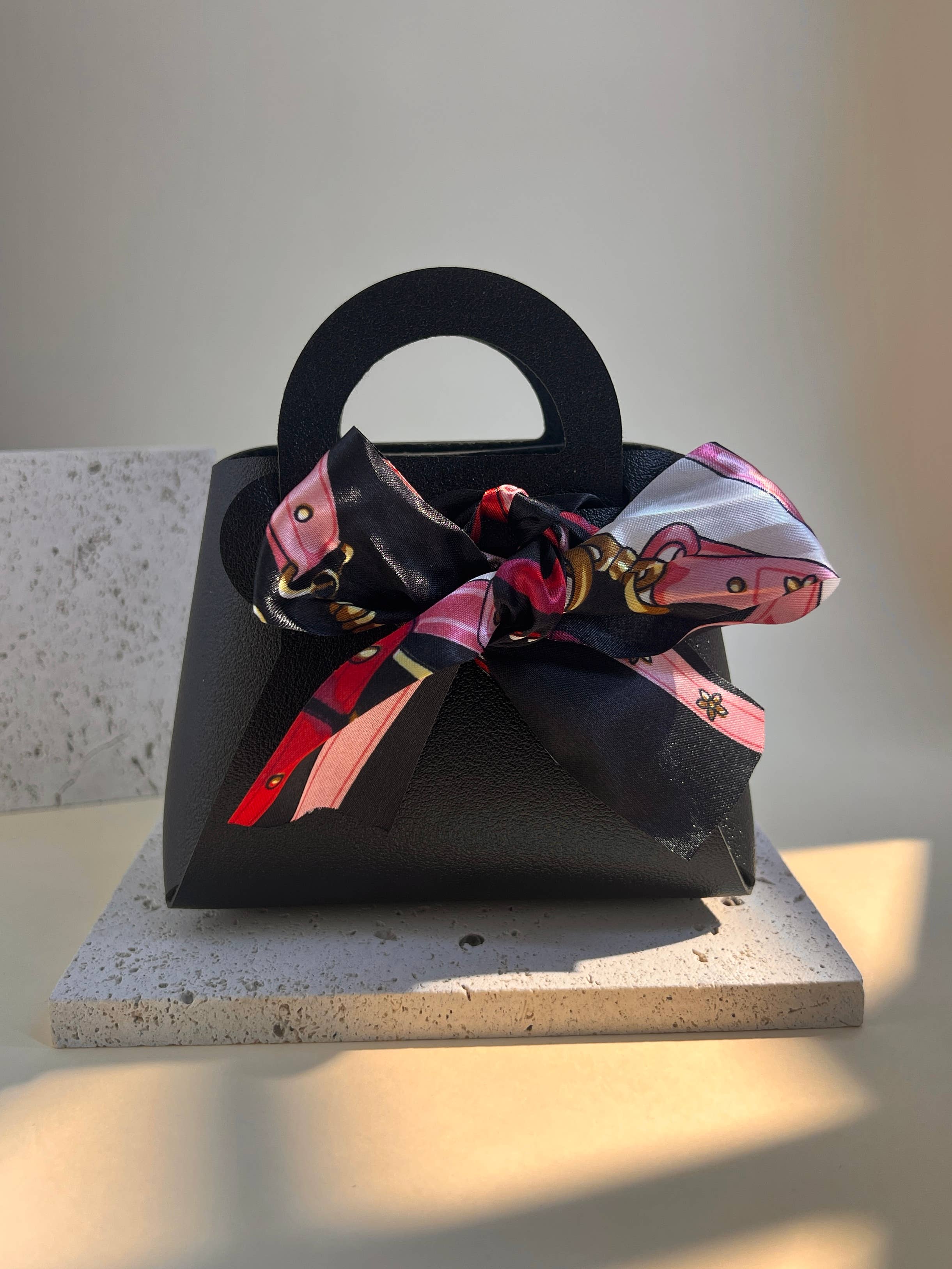 COSMOS – Saco de presente por atacado – Mini Saco Bolsa Presente Elegância Original PO81001-1002