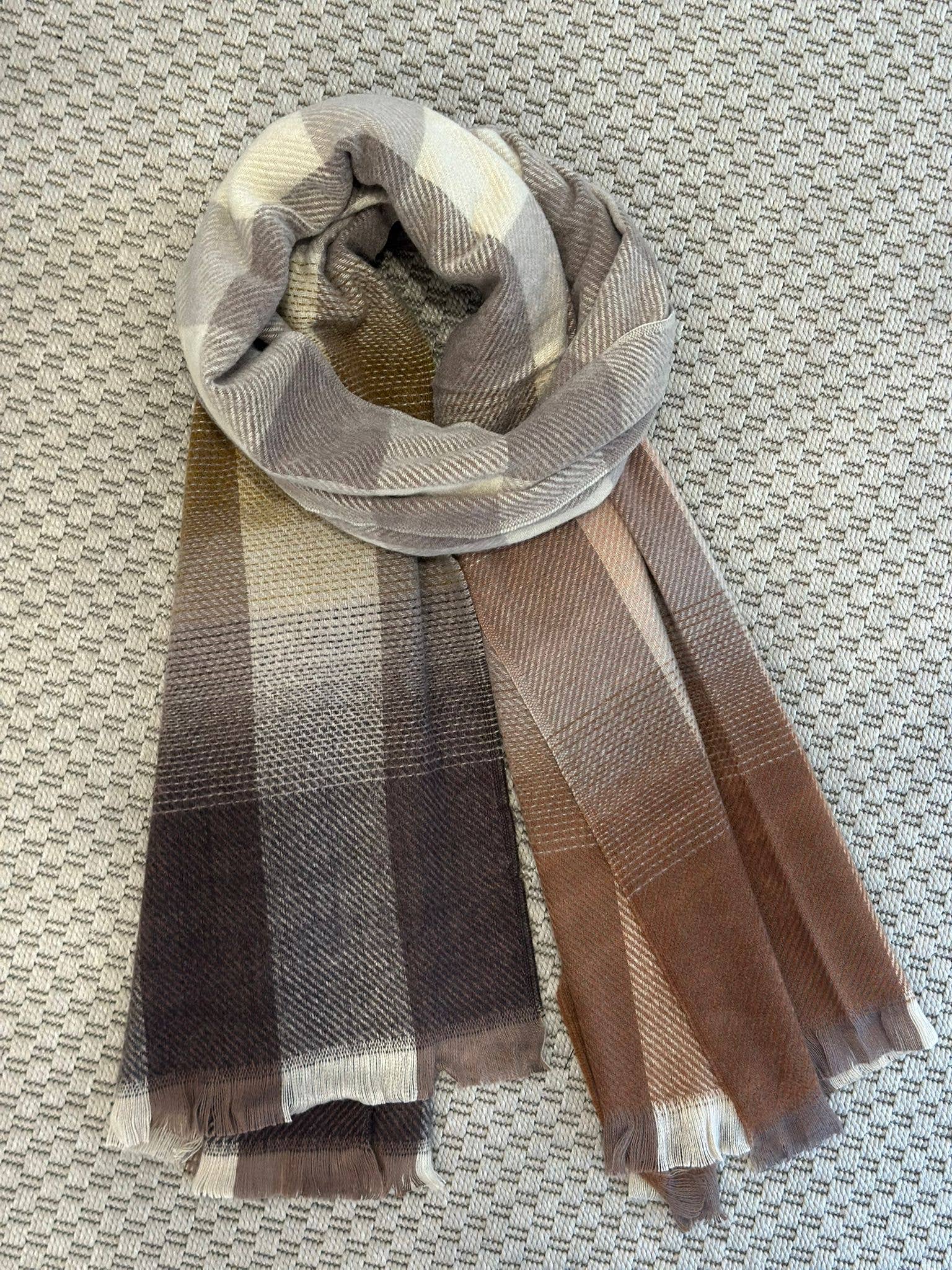 ADORA - Wholesale Scarf - Women's - Shaded Plaid Scarf2