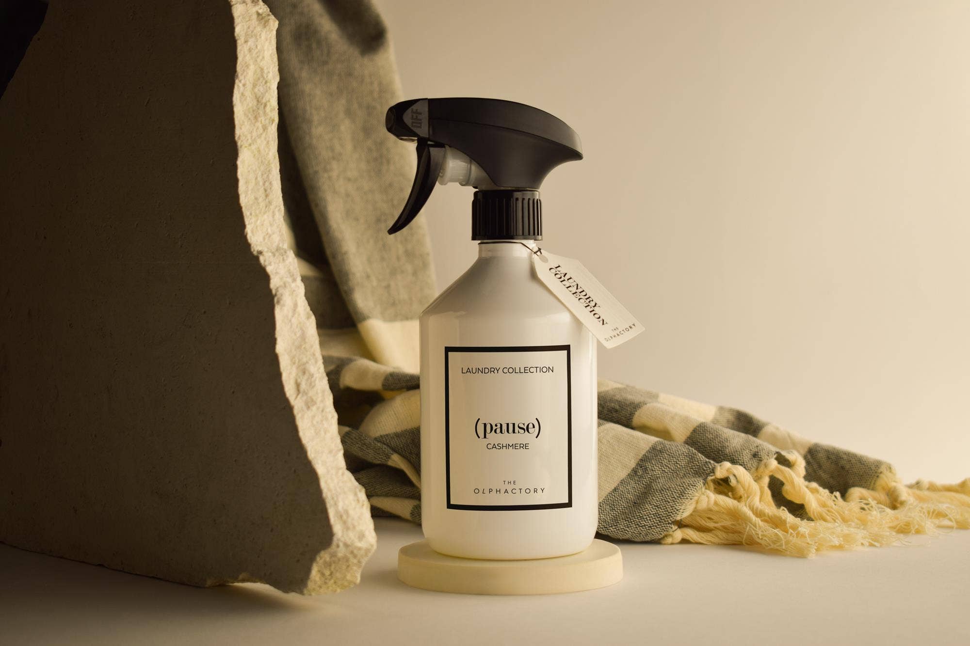 SEVENREEDS - Wholesale Room & Linen Spray - TEXTILE MIST THE OLPHACTORY Pause CASHMERE 500ml